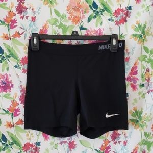 Medium Black Nike Pro Shorts